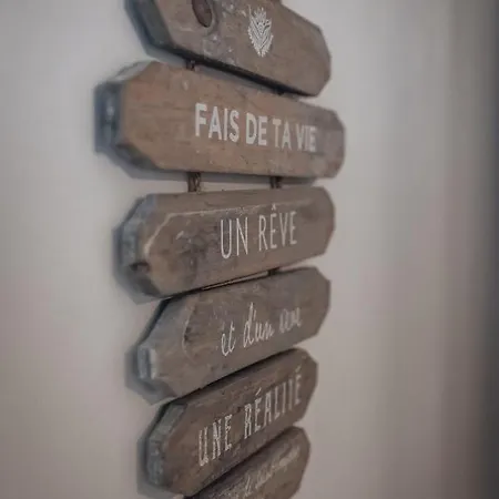 Superbe Avec Terrasse Au Calme Apartament Ernée