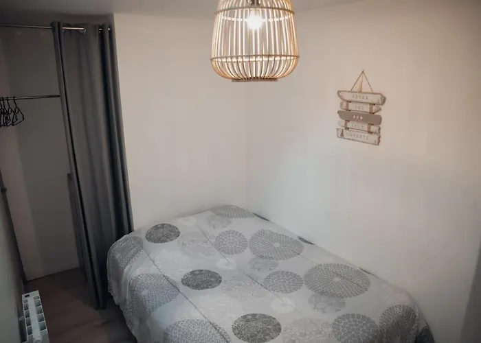 Appartement Superbe Avec Terrasse Au Calme