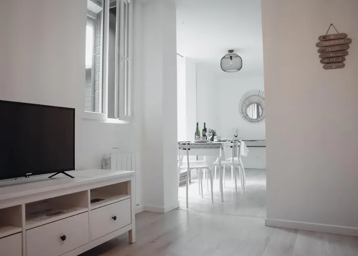 Superbe Avec Terrasse Au Calme * Ernée